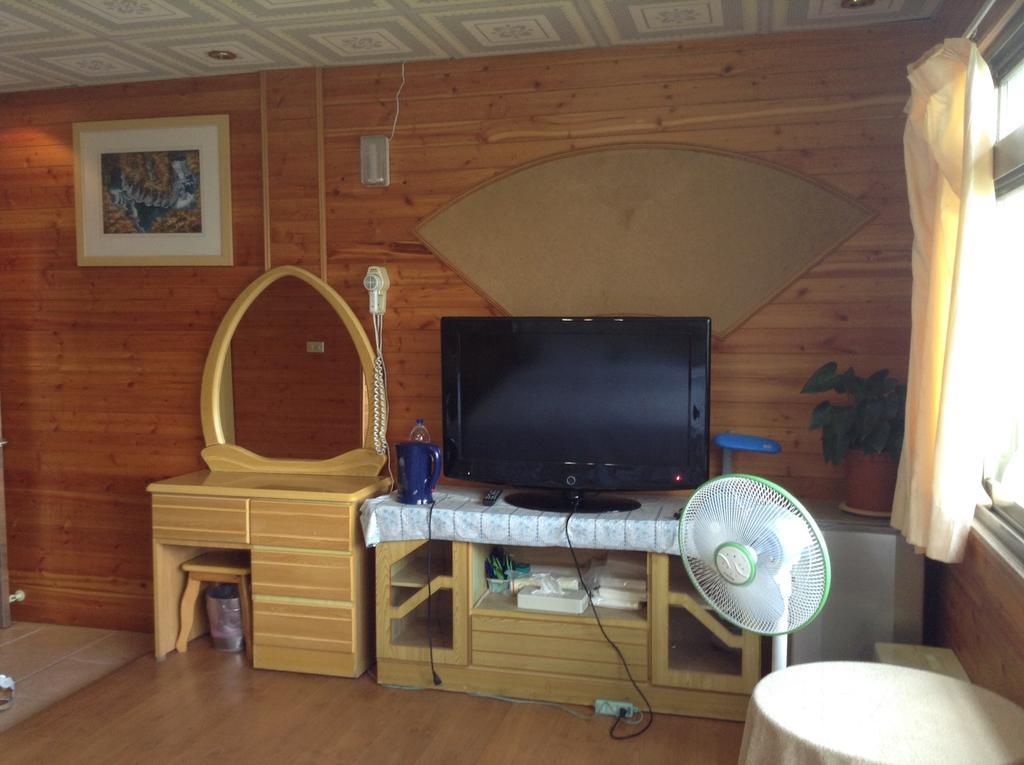 Bunbury Fruit Ranch B&B Женай Номер фото