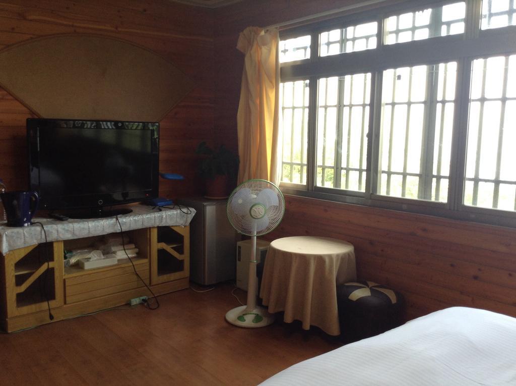 Bunbury Fruit Ranch B&B Женай Номер фото